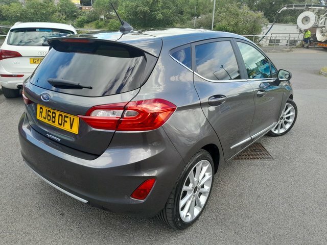 Ford Fiesta 2018 1.5 Tdci Vignale Hatchback RJ68OFV Grey #3