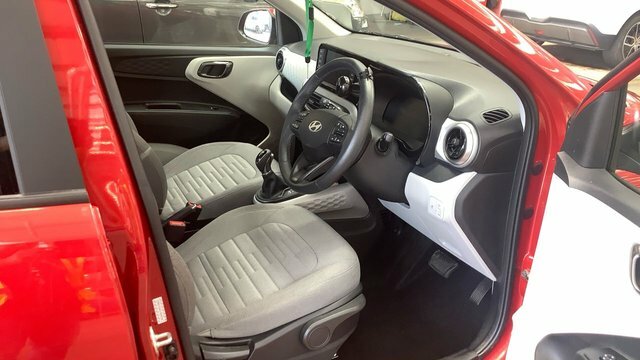 Hyundai I10 2024 1.2 Premium Hatchback Euro 6 Red #3