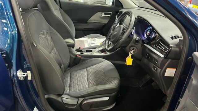 Kia Niro 2022 1.6 Gdi 2 Suv Hybrid Dct Euro 6 S Blue #3