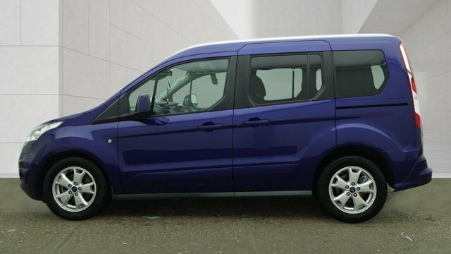 Ford Tourneo Connect 2017 1.5 Tdci Titanium Mpv Euro Blue #3