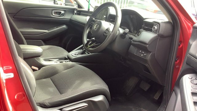 Honda Hr-V 2023 1.5 H I-mmd Elegance Suv Hybrid Cv Red #2
