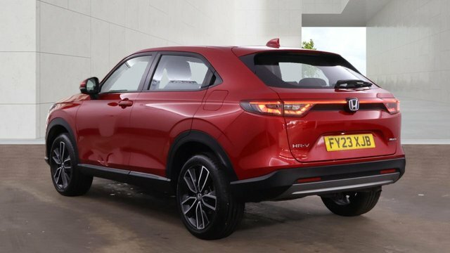 Honda Hr-V 2023 1.5 H I-mmd Elegance Suv Hybrid Cv Red