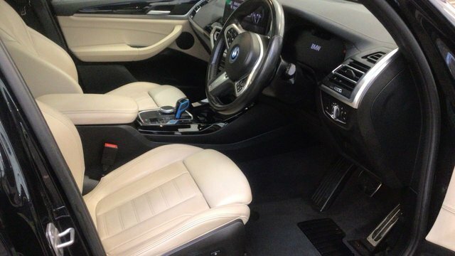 BMW iX3 2022 80Kwh M Sport Suv 286 Ps Black #3