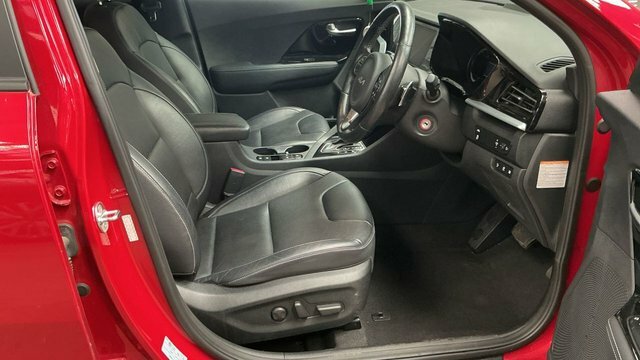 Kia Niro 2021 1.6 Gdi 8.9Kwh 3 Suv Plug-in Hybri Red #2