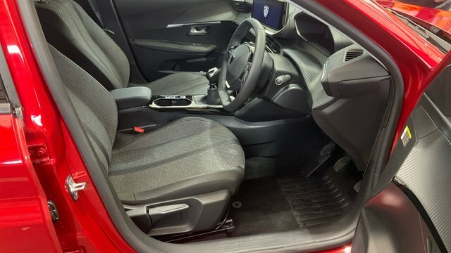 Peugeot 208 2024 1.2 Puretech Allure Hatchback Manu Red #3