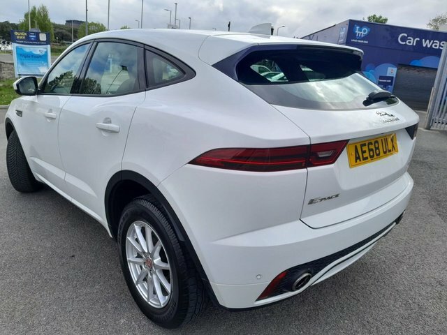Jaguar E-Pace 2018 2.0 D150 R-dynamic Suv Euro AE68ULX White #4