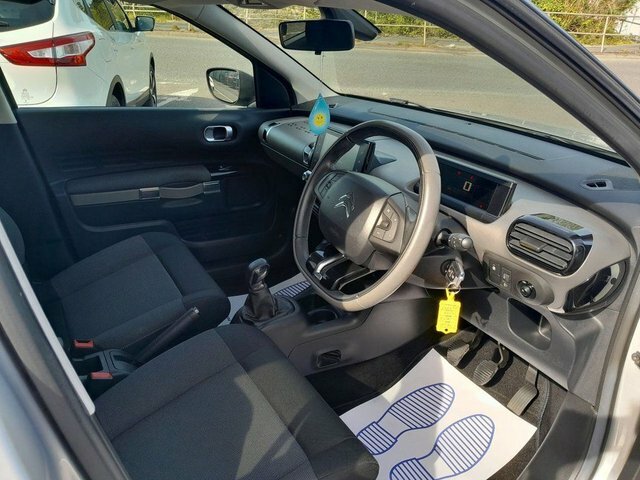 Citroen C4 Cactus 1.2 Puretech 82 Flair Black #8