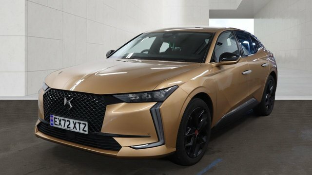 DS DS 4 2023 1.6 E-tense 12.4Kwh Performance Line Hatchbac Gold