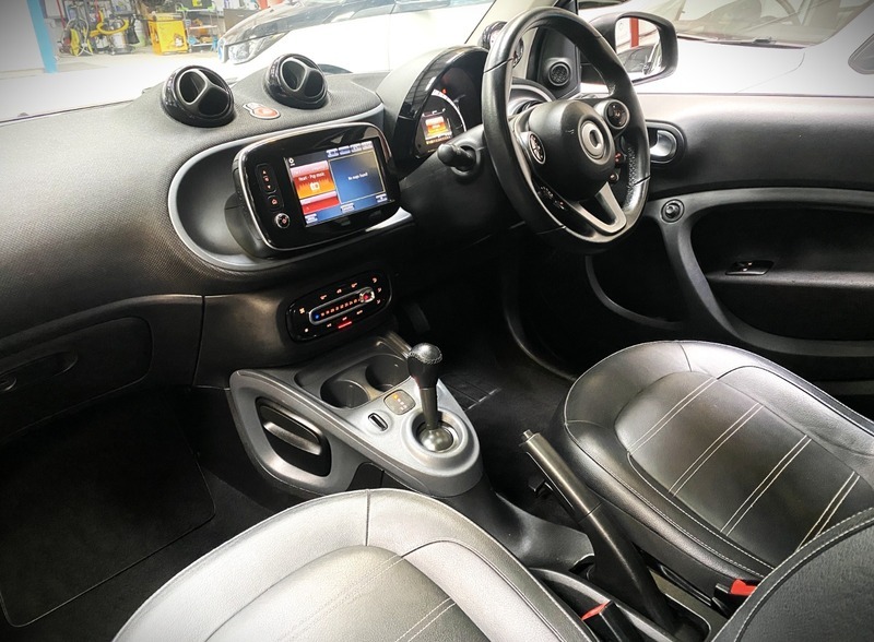 Smart Fortwo Prime Premium T Black #4