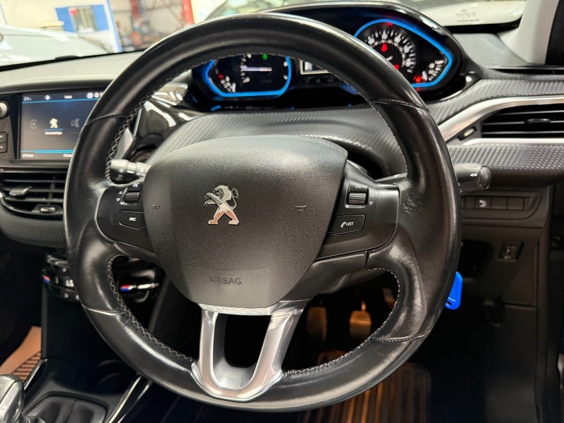 Peugeot 2008 Allure Premium SJ18KOU Grey #5