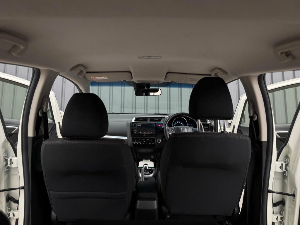 Honda Jazz Hatchback 1.3 H Ima Hs 2013 Blue #21