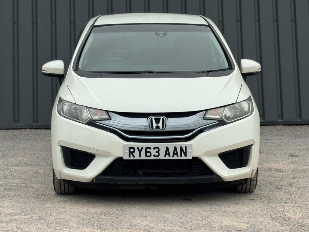 Honda Jazz Hatchback 1.3 H Ima Hs 2013 Blue #2