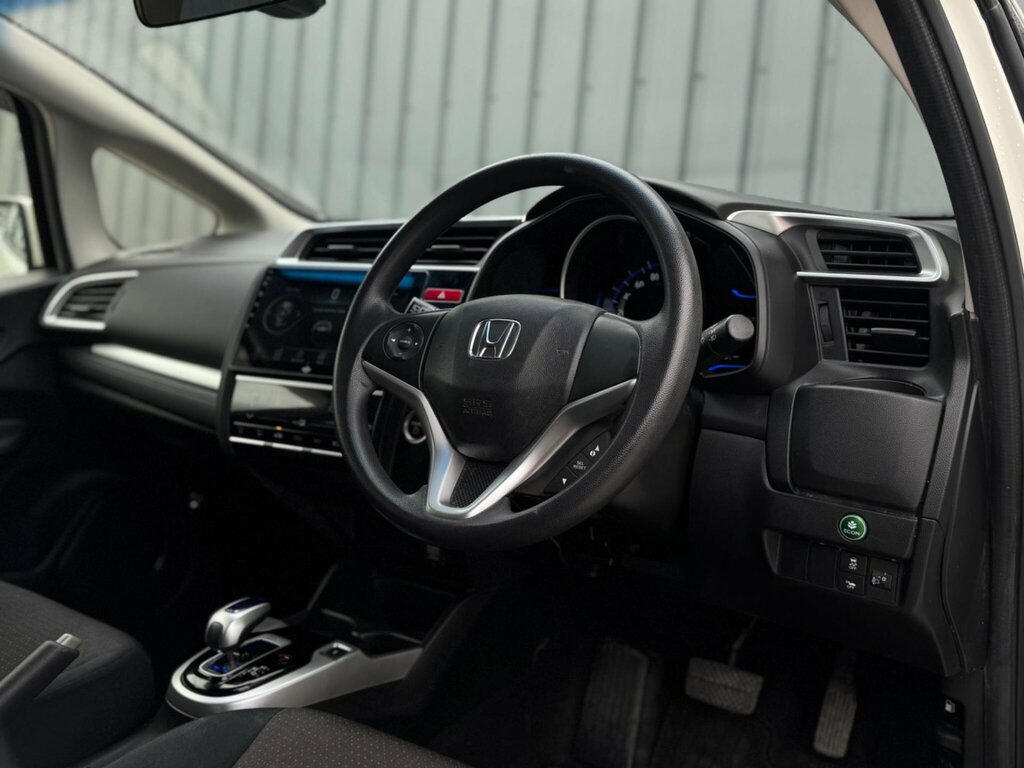 Honda Jazz Hatchback 1.3 H Ima Hs 2013 Blue #17
