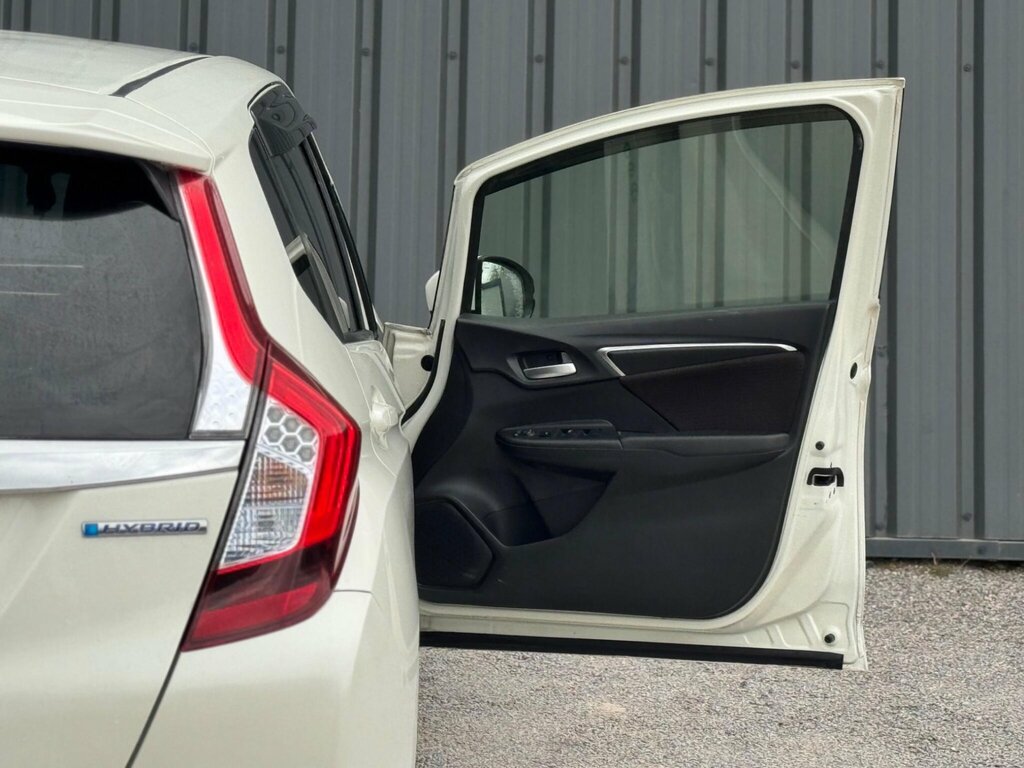 Honda Jazz Hatchback 1.3 H Ima Hs 2013 Blue #37