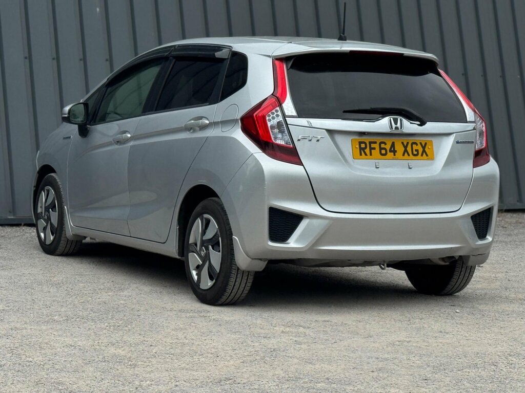 Honda Jazz 1.4L Es Plus White #13
