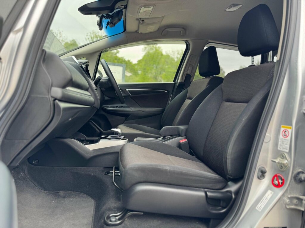 Honda Jazz 1.4L Es Plus White #40