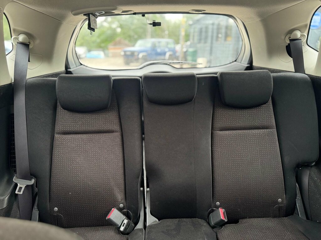Honda Jazz 1.4L Es Plus White #44