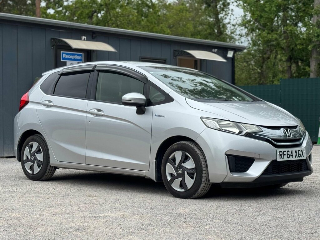 Honda Jazz 1.4L Es Plus White #14