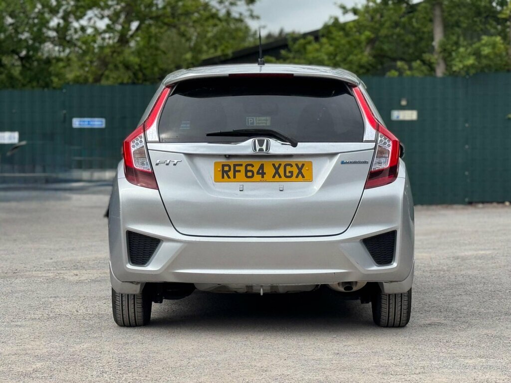 Honda Jazz 1.4L Es Plus White #7