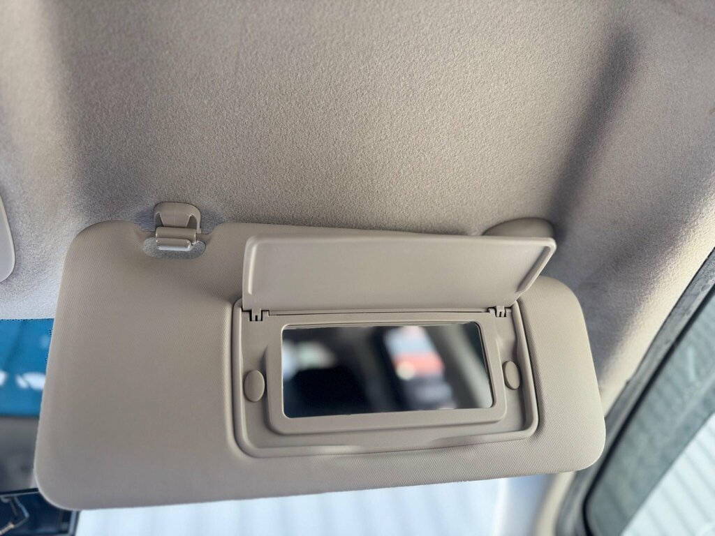 Honda Jazz 1.4L Es Plus White #35