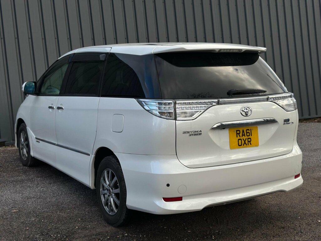 Toyota Estima Hybrid White #4