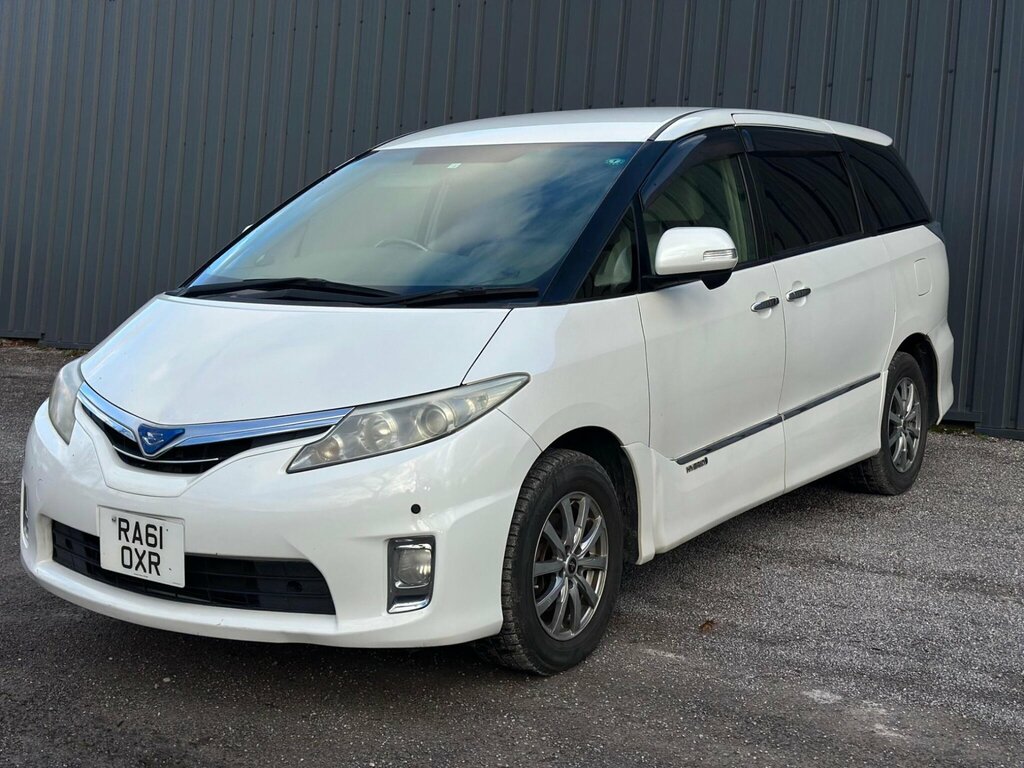 Toyota Estima Hybrid White #3