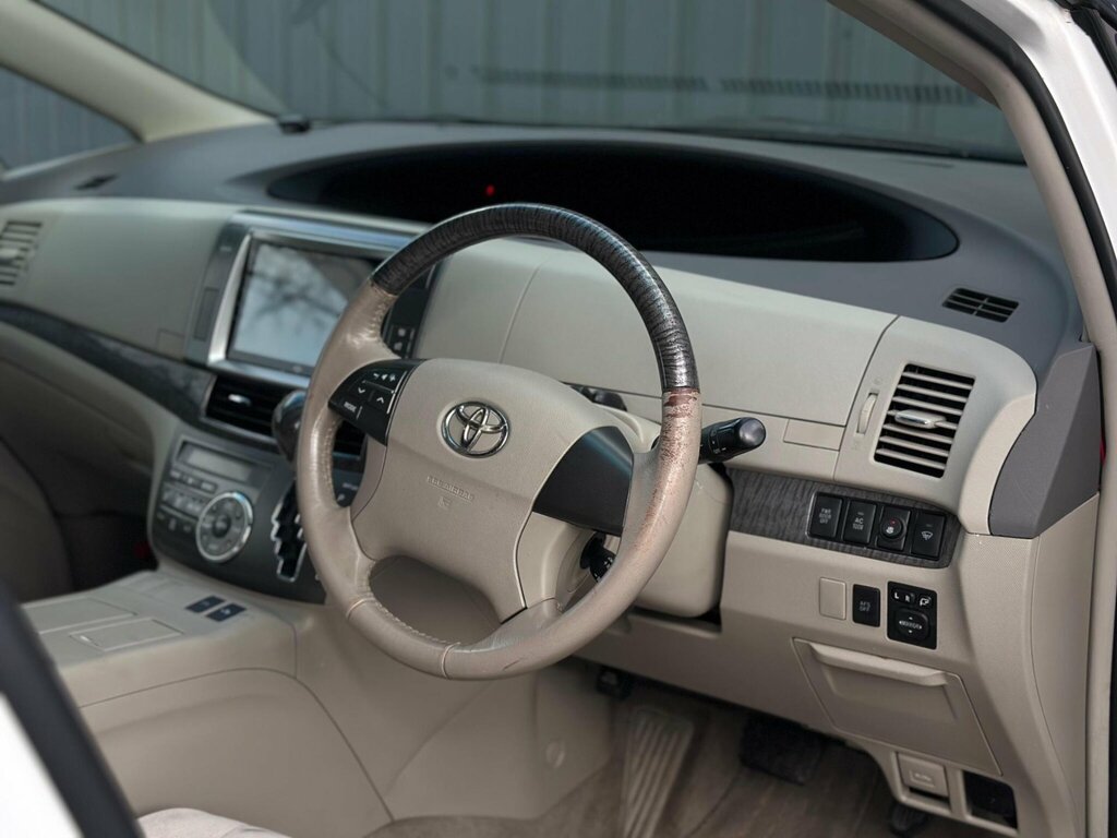 Toyota Estima -  #10