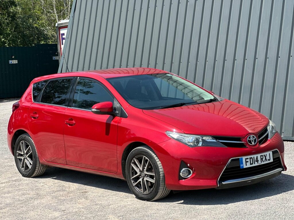 Toyota Auris 1.8L Excel Silver #7