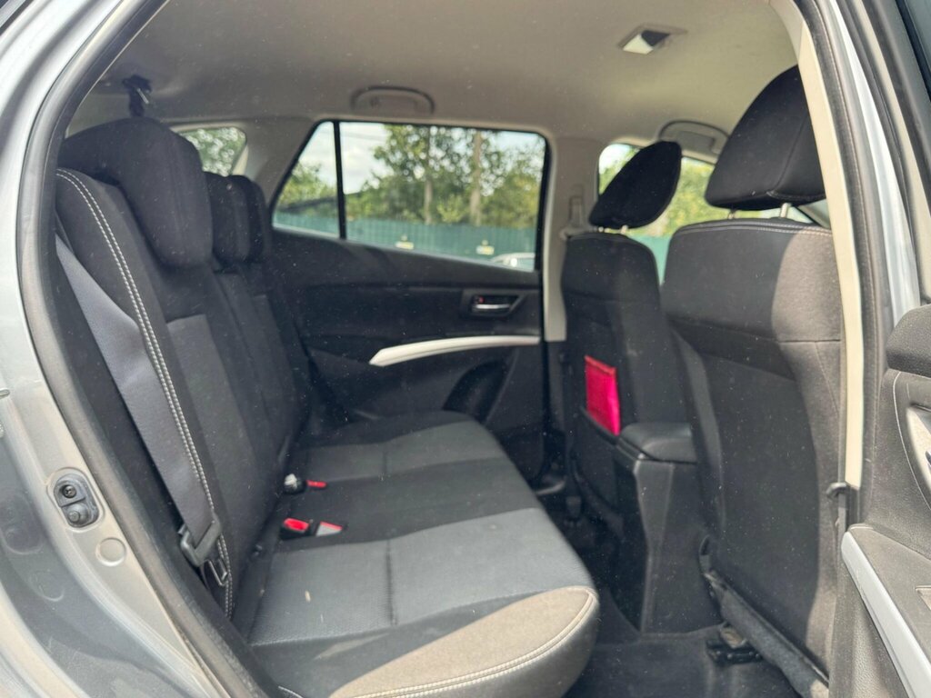 Suzuki SX4 Sz-t 5-Door White #22