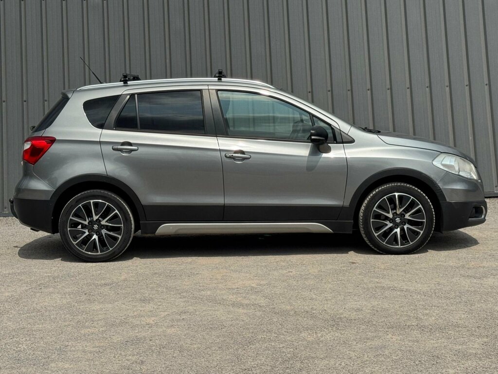 Suzuki SX4 Sz-t 5-Door White #11