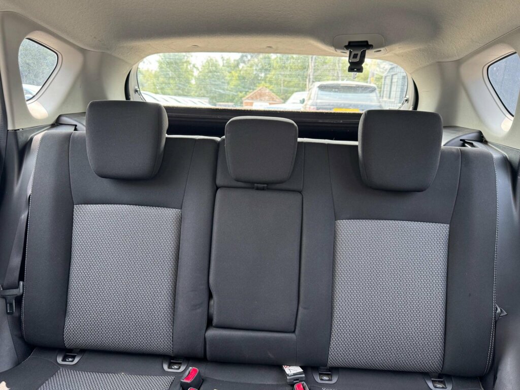 Suzuki SX4 Sz-t 5-Door White #24