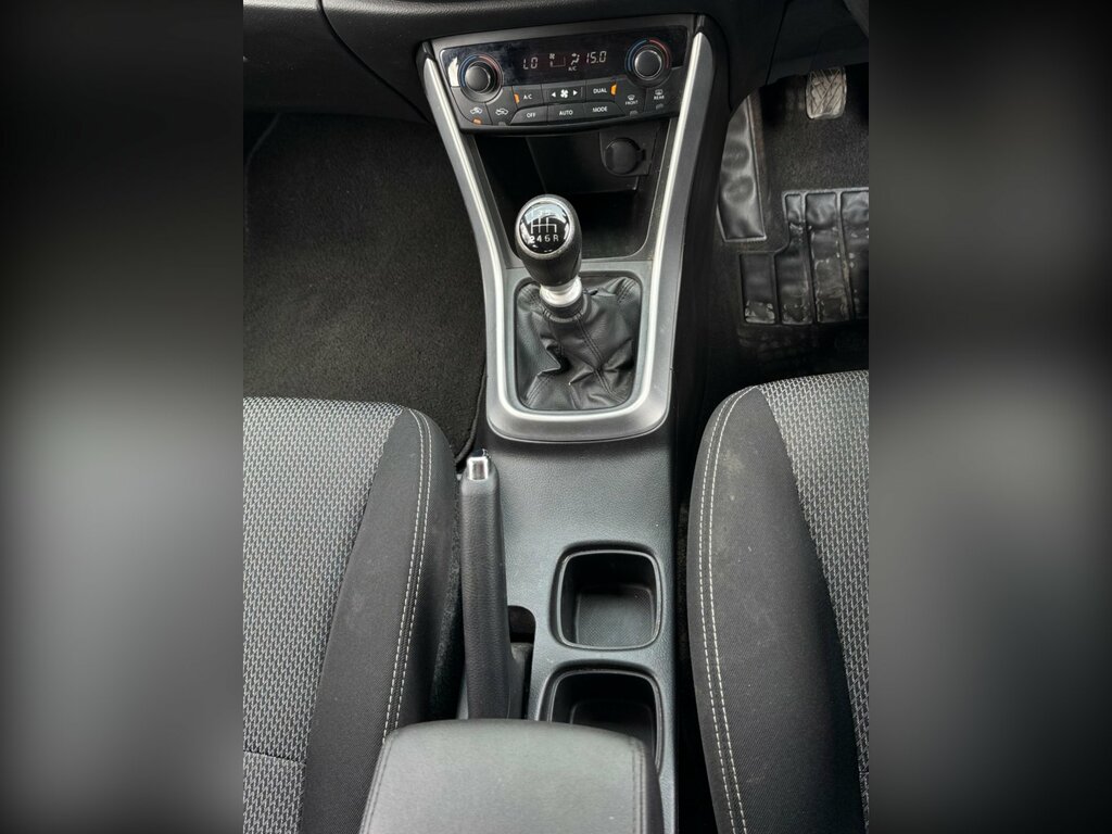 Suzuki SX4 Sz-t 5-Door White #18