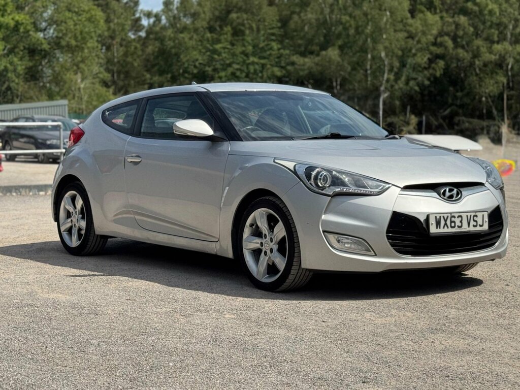 Hyundai Veloster Silver #3