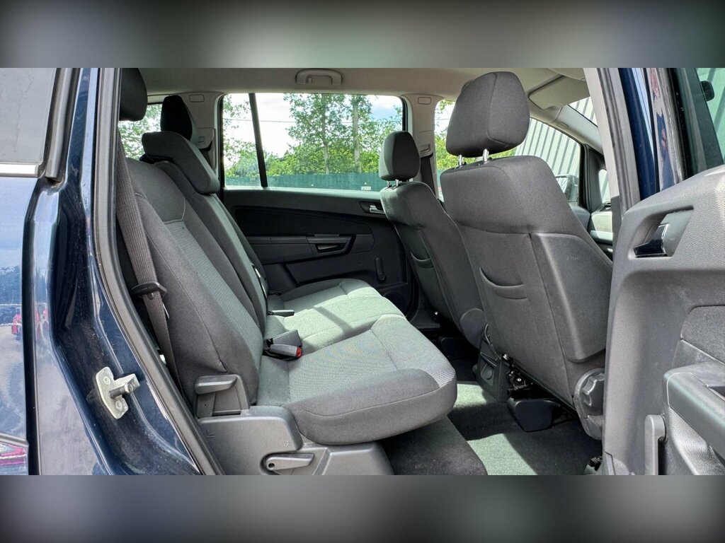 Vauxhall Zafira Mpv Silver #21