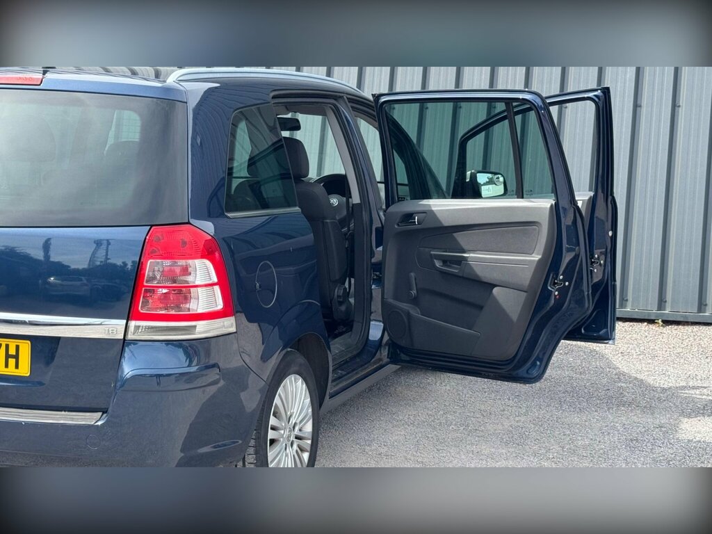 Vauxhall Zafira Mpv Silver #25