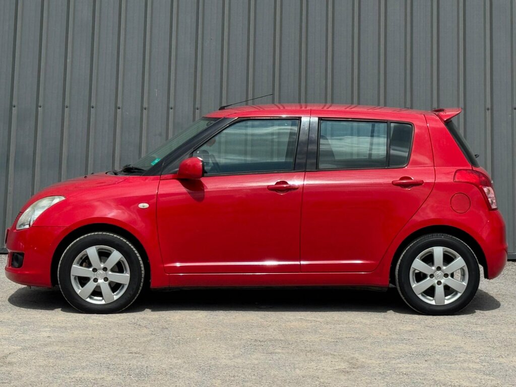Suzuki Swift 1.5 Glx Hatchback 143 Gkm, 101 Black #9