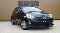 Toyota Aqua 1.5 Hydrid White #51