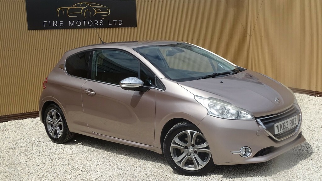 Peugeot 208 1.2 Allure 82 Bhp Pink #2