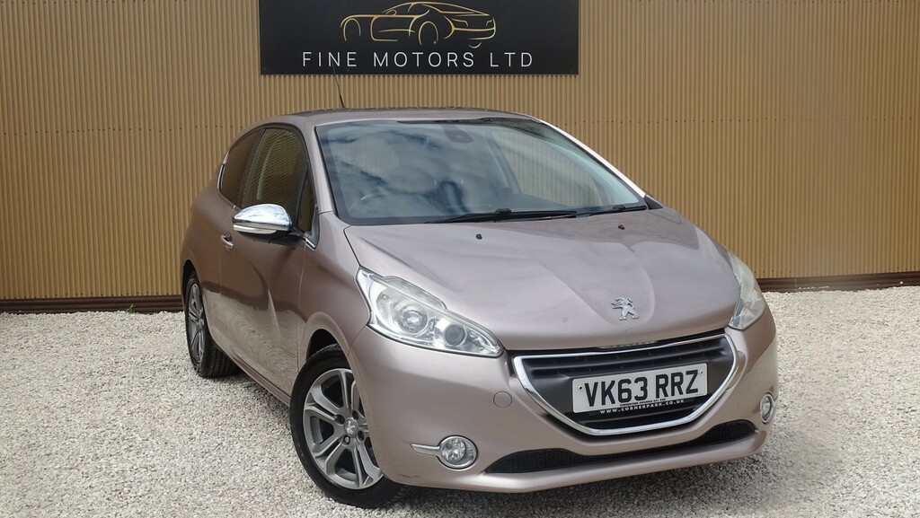 Peugeot 208 1.2 Allure 82 Bhp Pink #1