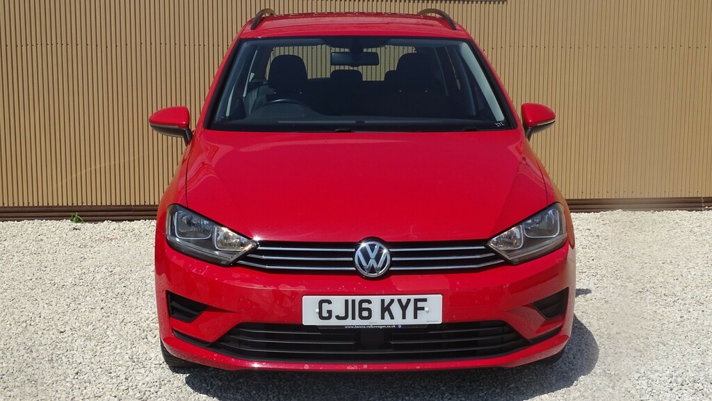 Volkswagen Golf SV 1.6 Tdi Bluemotion Tech Se Red #4
