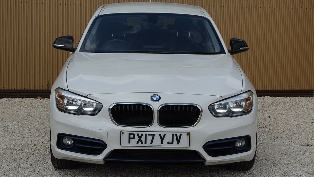 BMW 1 Series Hatchback 2.0 118D Sport 5-Door 201717 PX17YJV White #3