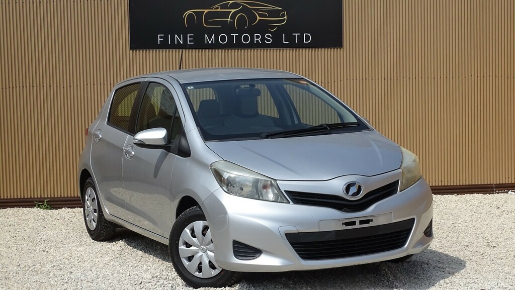 Toyota Yaris 1.0 Vvt-i Edition Silver