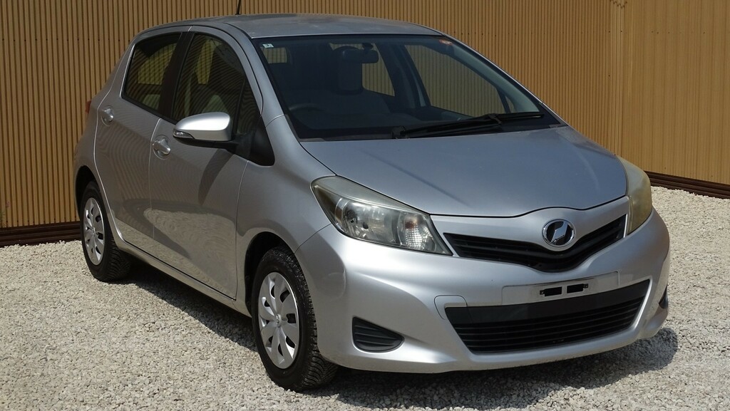 Toyota Yaris 1.0 Vvt-i Edition Silver #6