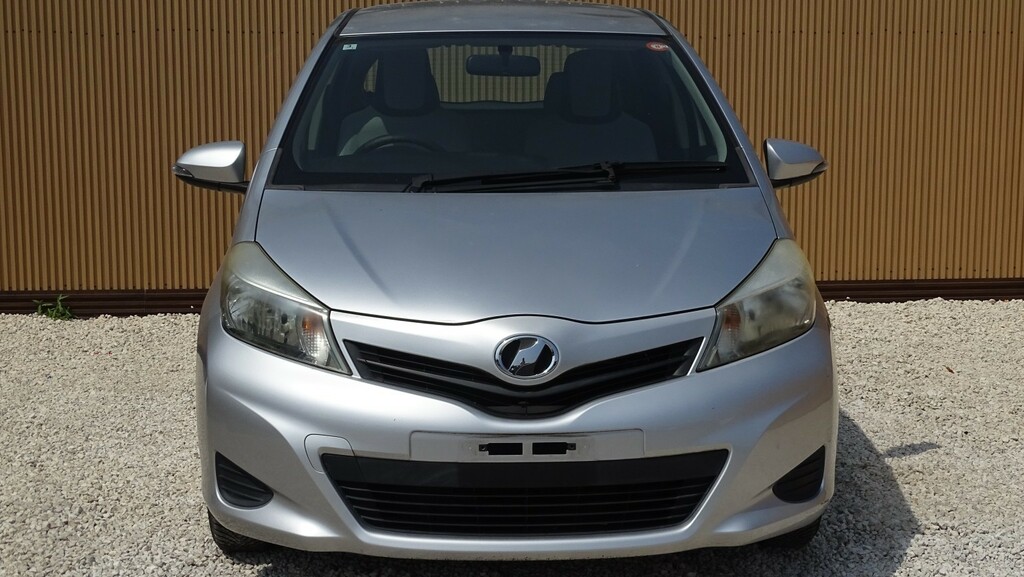 Toyota Yaris 1.0 Vvt-i Edition Silver #4