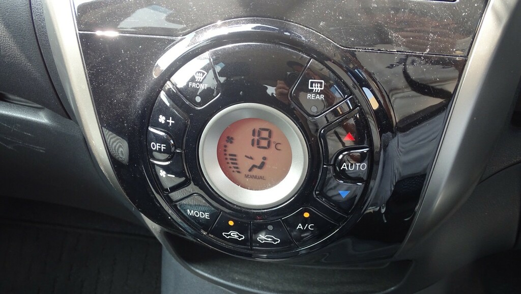 Nissan Note 1.5 Dci Acenta Premium Euro 5 Ss Silver #40