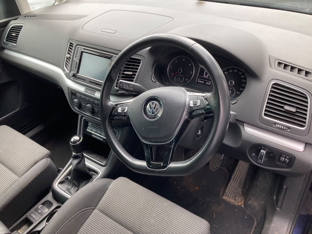 Volkswagen Sharan 2.0 Se Navigation Tdi Blue #4