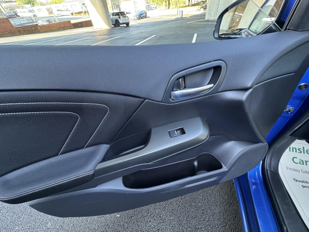 Honda Civic 1.6 I-dtec Sport Red 0 Tax Red #37
