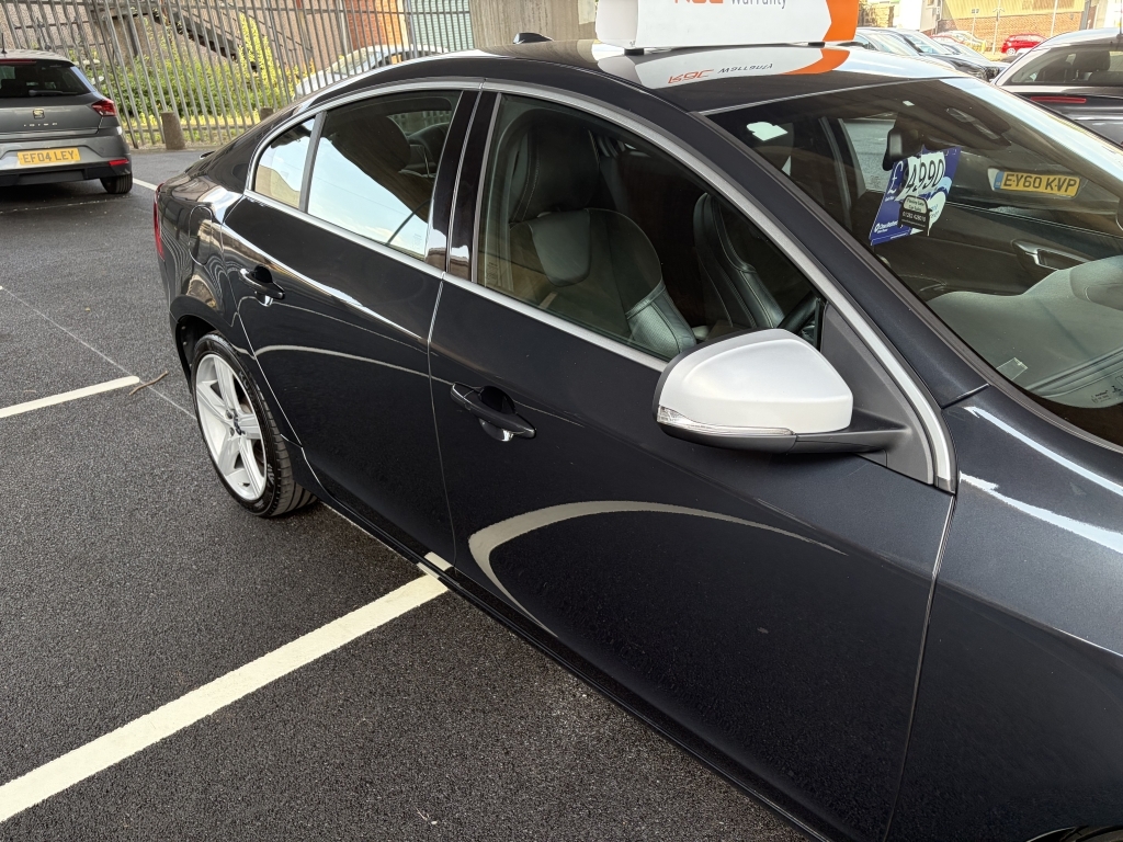 Volvo S60 D4 R-design Lux Nav Black #7