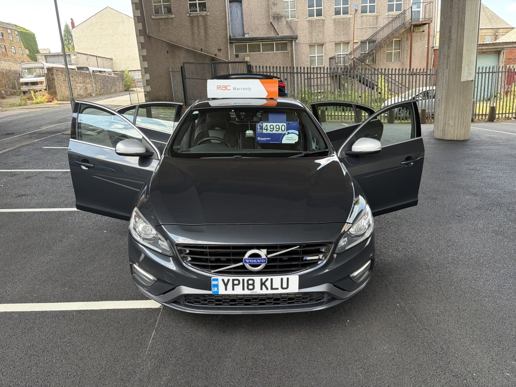 Volvo S60 D4 R-design Lux Nav Black #78