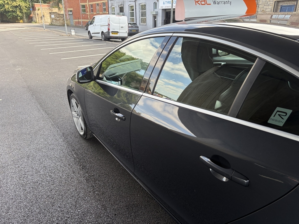Volvo S60 D4 R-design Lux Nav Black #15